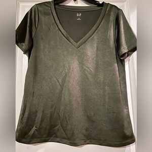 GAP Women’s Satin Short Sleeve Hunter Green V-Neck Top Size Medium
